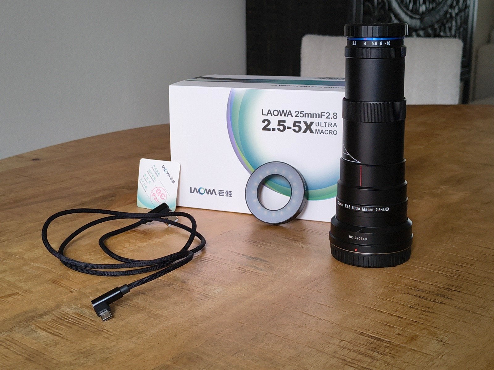Laowa 25mm f/2.8 2.5-5X Ultra Macro Lens met Ring Light, Audio, Tv en Foto, Fotografie | Lenzen en Objectieven, Ophalen of Verzenden