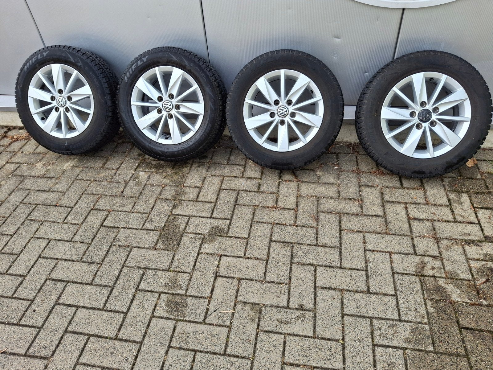 Vw orginaale 15 inch velgen met winter banden 195,65,15, Auto-onderdelen, Banden en Velgen, Ophalen, Gebruikt, 15 inch, Banden en Velgen