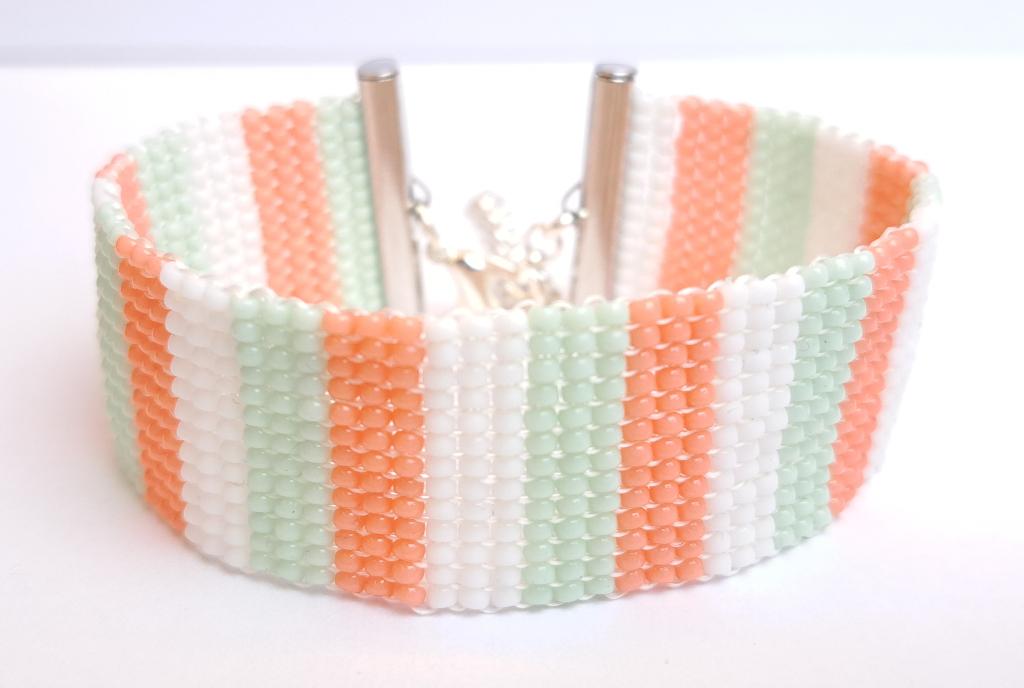Weefarmband streepjes mint, perzik wit luxe MIYUKI kraaltjes, Sieraden, Tassen en Uiterlijk, Armbanden, Overige materialen, Wit
