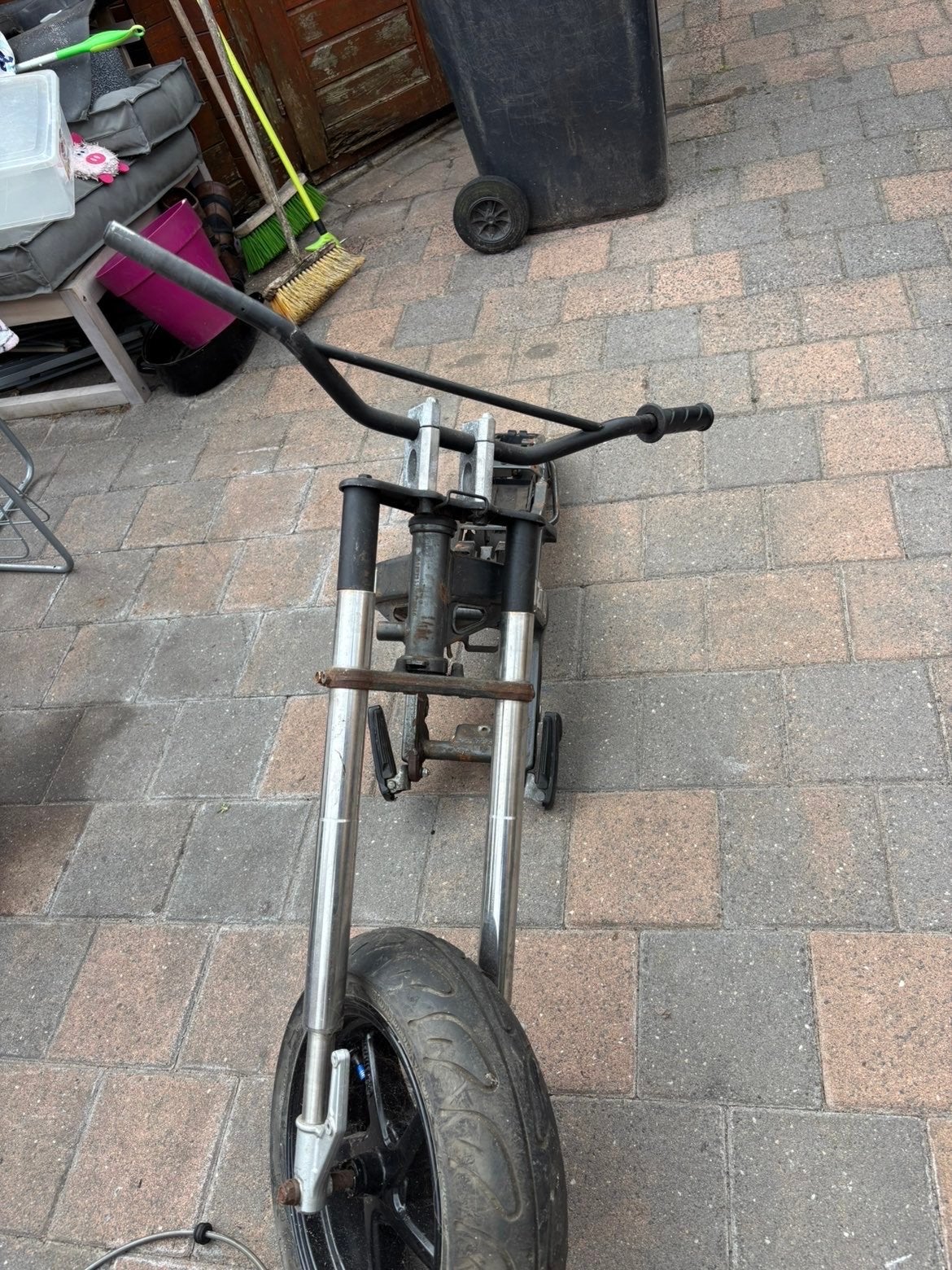 Suzuki Street Magic Frame met Brembo remklauwen en tank, Ophalen, Gebruikt, Frame