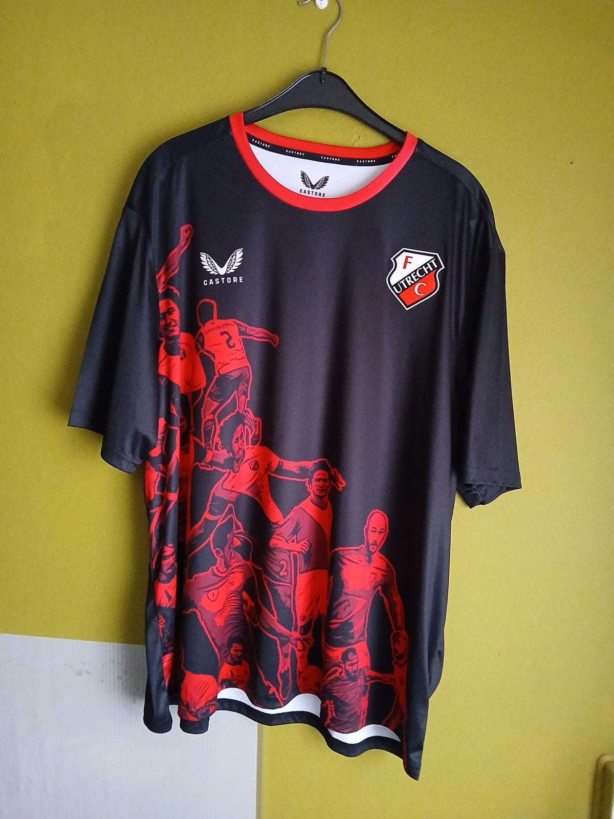 Fc Utrecht Mark Van De Maarel Shirt, Groter dan maat XL, Ophalen of Verzenden, Zo goed als nieuw, Shirt