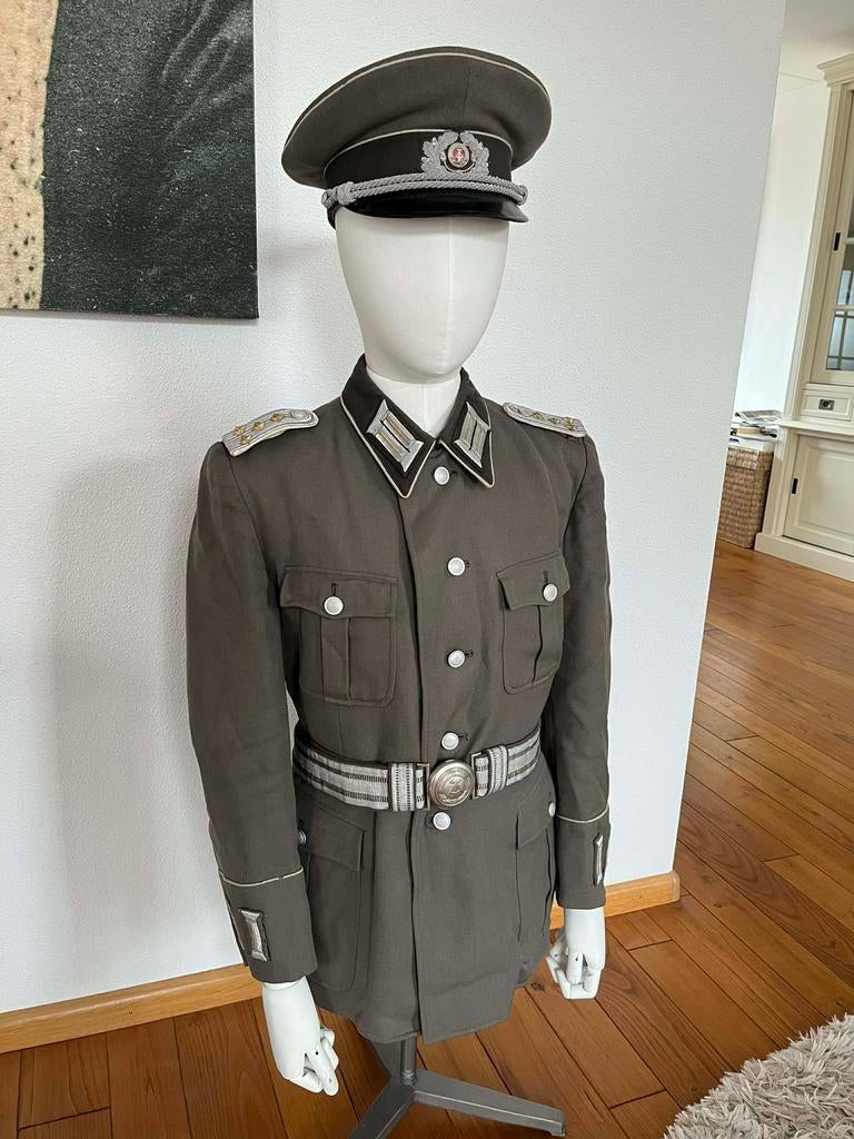 DDR NVA Parade uniform 1956, Verzamelen, Militaria | Algemeen, Landmacht, Kleding of Schoenen, Duitsland, Ophalen of Verzenden