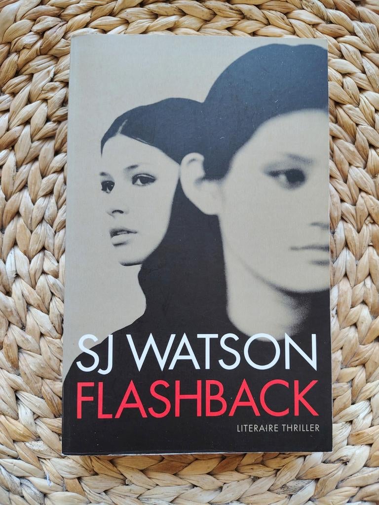 SJ Watson - Flashback, Boeken, Ophalen of Verzenden, Zo goed als nieuw