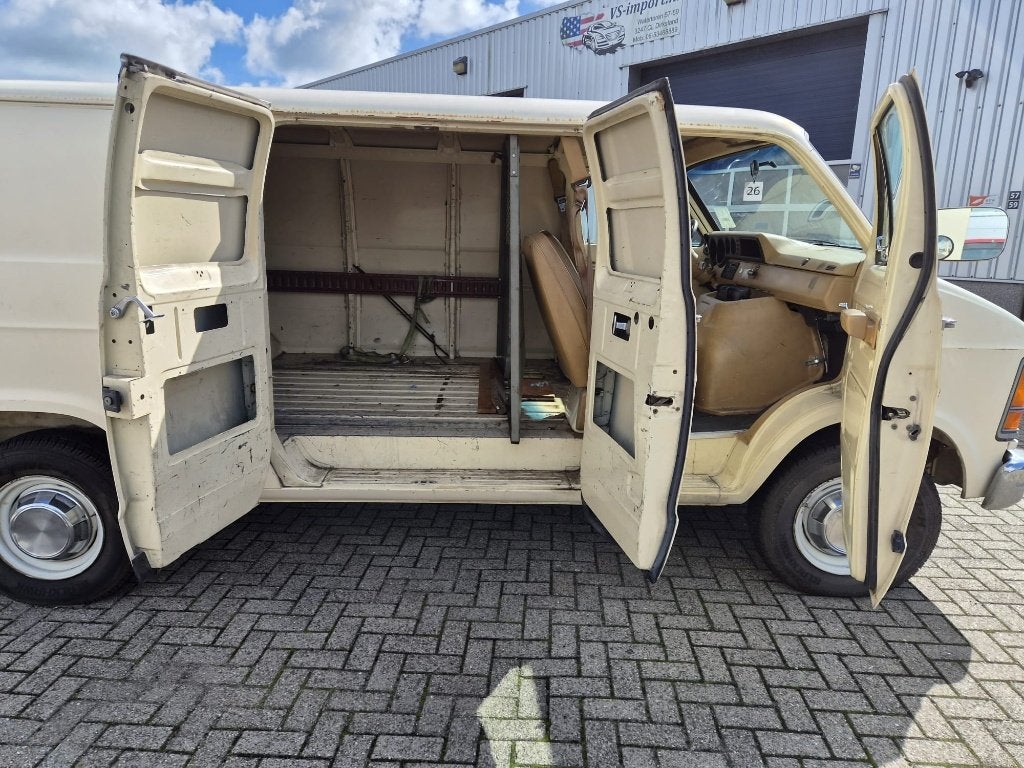 1986 oldtimer V8 Dodge Ram B350 Van, INCLUSIEF 21% BTW, foto 10