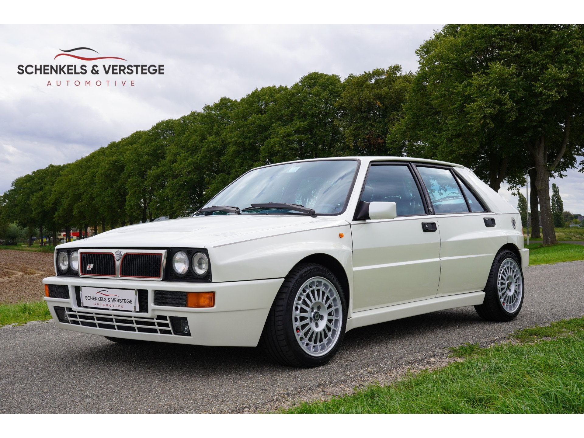 Lancia Delta 2.0-16V HF Integrale Evoluzione II Bianco Perla
