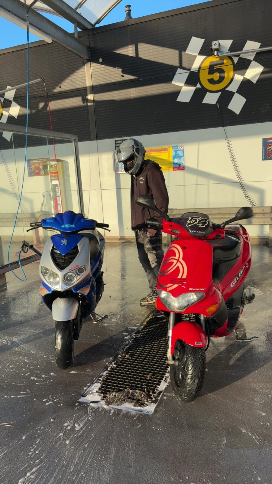 Gilera runner 70ccmalossi liefste ruilen of doe een leuk bod, Fietsen en Brommers, Brommeronderdelen | Scooters, Ophalen, Gebruikt