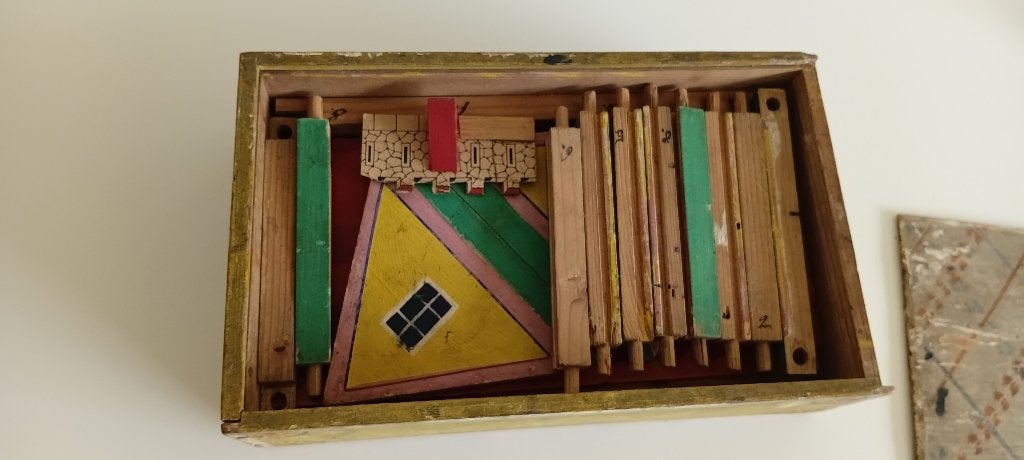 antiek speelgoed bouwpakket huisje Schwarzwald?, Ophalen of Verzenden