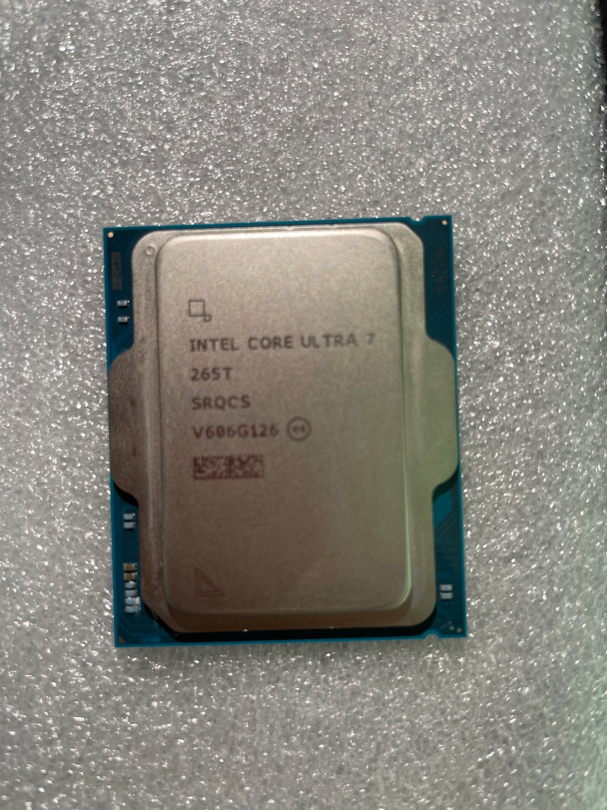 Intel Core Ultra 7 265T Processor, Computers en Software, Processors, Ophalen of Verzenden, Zo goed als nieuw, Overige, 3 tot 4 Ghz