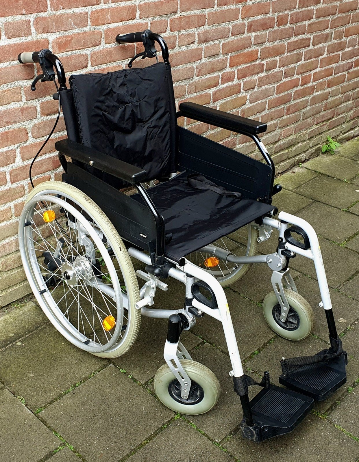 Compacte rolstoel inklapbaar met remmen voor de begeleider, Rolstoel inklapbaar, Rolstoel inklapbaar, Rolstoel inklapbaar, Handbewogen rolstoel