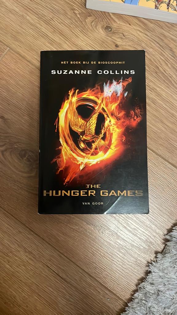 The Hunger Games - Suzanne Collins, Boeken, Ophalen of Verzenden, Zo goed als nieuw