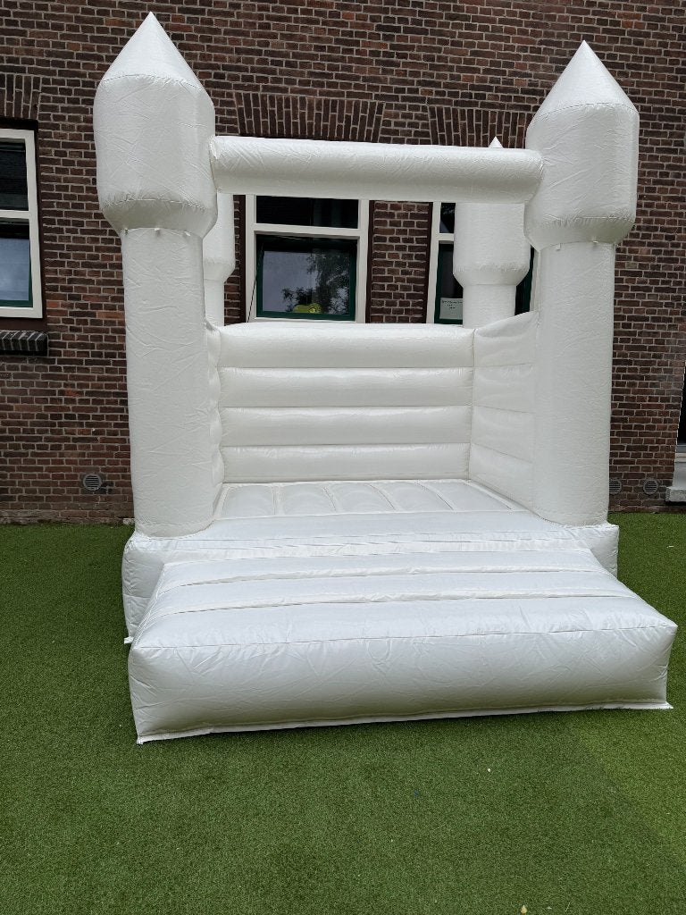 Springkussen ACTIE 100,- hele dag, Hobby en Vrije tijd, Feestartikelen | Verhuur, Ophalen, Zo goed als nieuw, Verjaardag