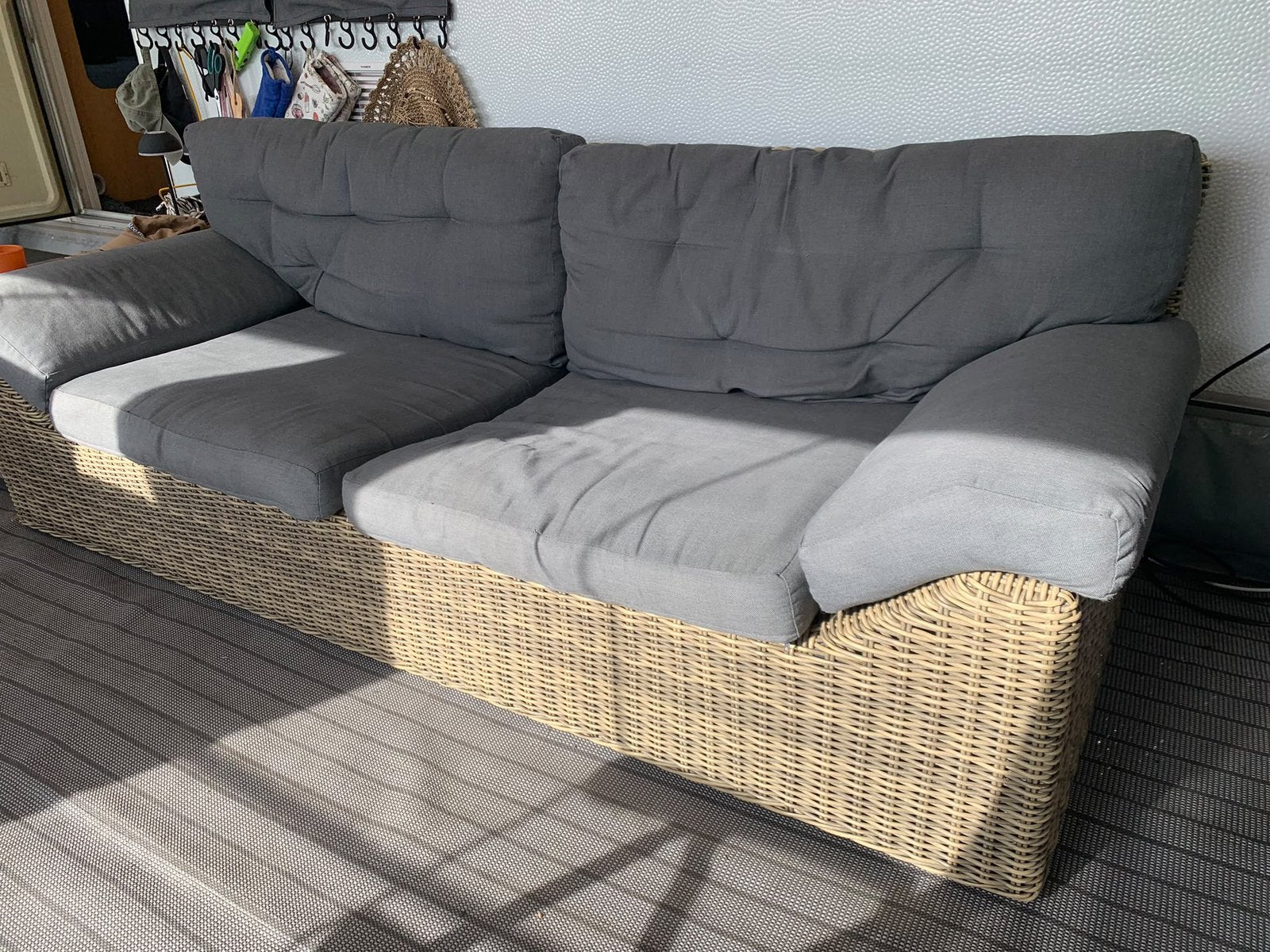 Gratis wicker lounge bank, Tuin en Terras, Ophalen, 3 zitplaatsen, Zo goed als nieuw, Wicker