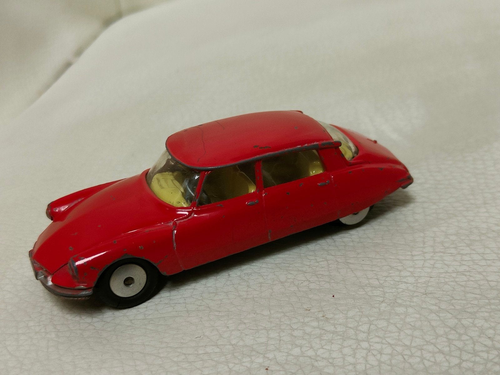 Corgi Toys Citroën DS 19, Ophalen of Verzenden, Zo goed als nieuw, Auto, Corgi