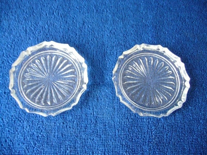 2 Oude onderzetters van glas, Ophalen of Verzenden