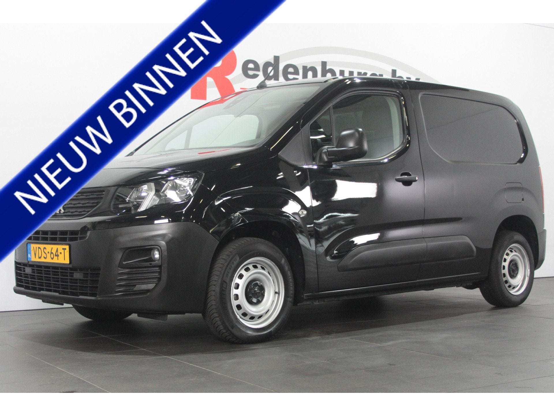 Peugeot Partner 1.5 BlueHDI Premium - CarPlay / Cruise / Air, Auto's, Voorwielaandrijving, Gebruikt, 4 cilinders, Zwart