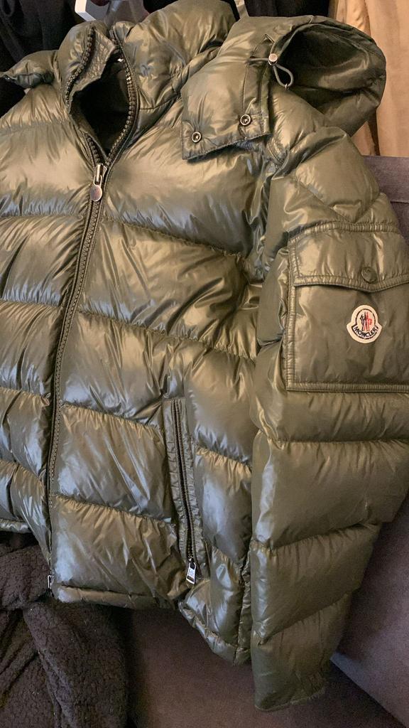 Orginele moncler winterjas, Ophalen, Zo goed als nieuw, Beige