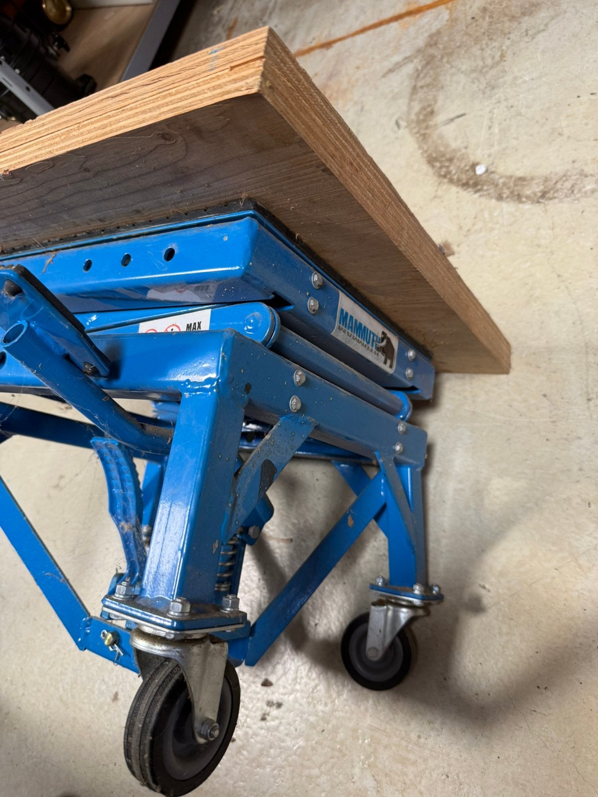 Schaarheftafel motorlift Mammuth 135 kg, Ophalen, Gebruikt
