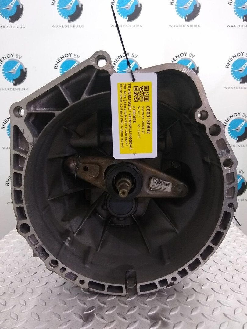 BMW 3 SERIES 318I TRANSMISSIE / VERSNELLINGSBAK 2010, Ophalen of Verzenden, Gebruikt, Stiba lid