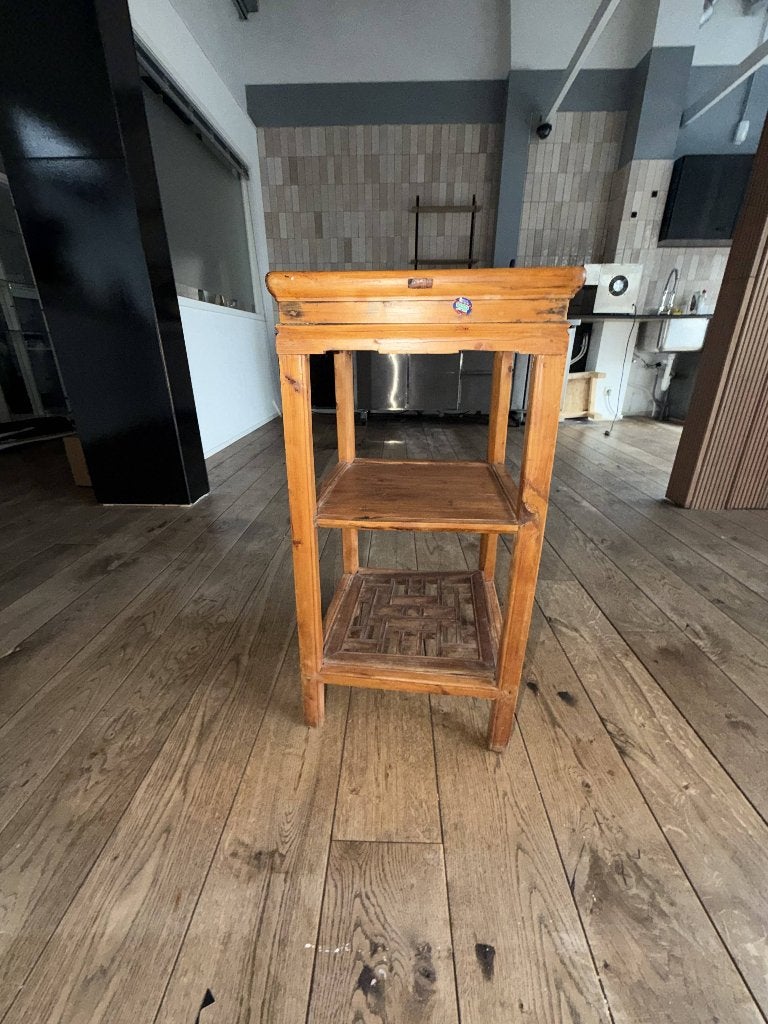Plantentafel met opbergrekken, Ophalen