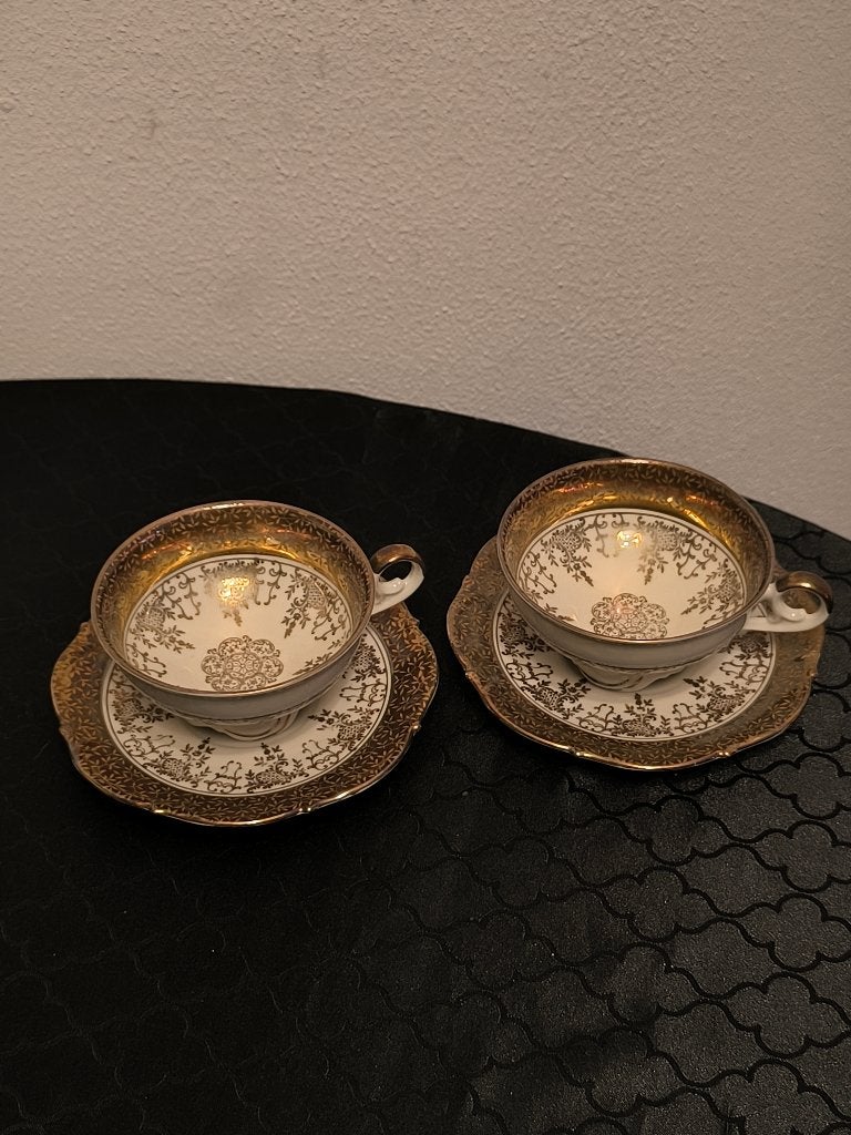 Vintage porseleinen kopjes en schotels set, Ophalen of Verzenden