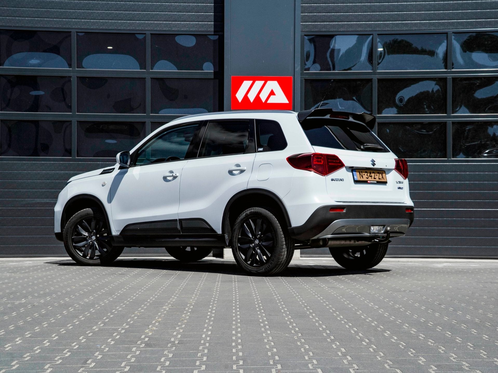 Suzuki Vitara 1.4 Boosterjet Style Smart Hybrid | TREKHAAK |, Auto's, Suzuki, Stof, Gebruikt, 4 cilinders, 129 pk