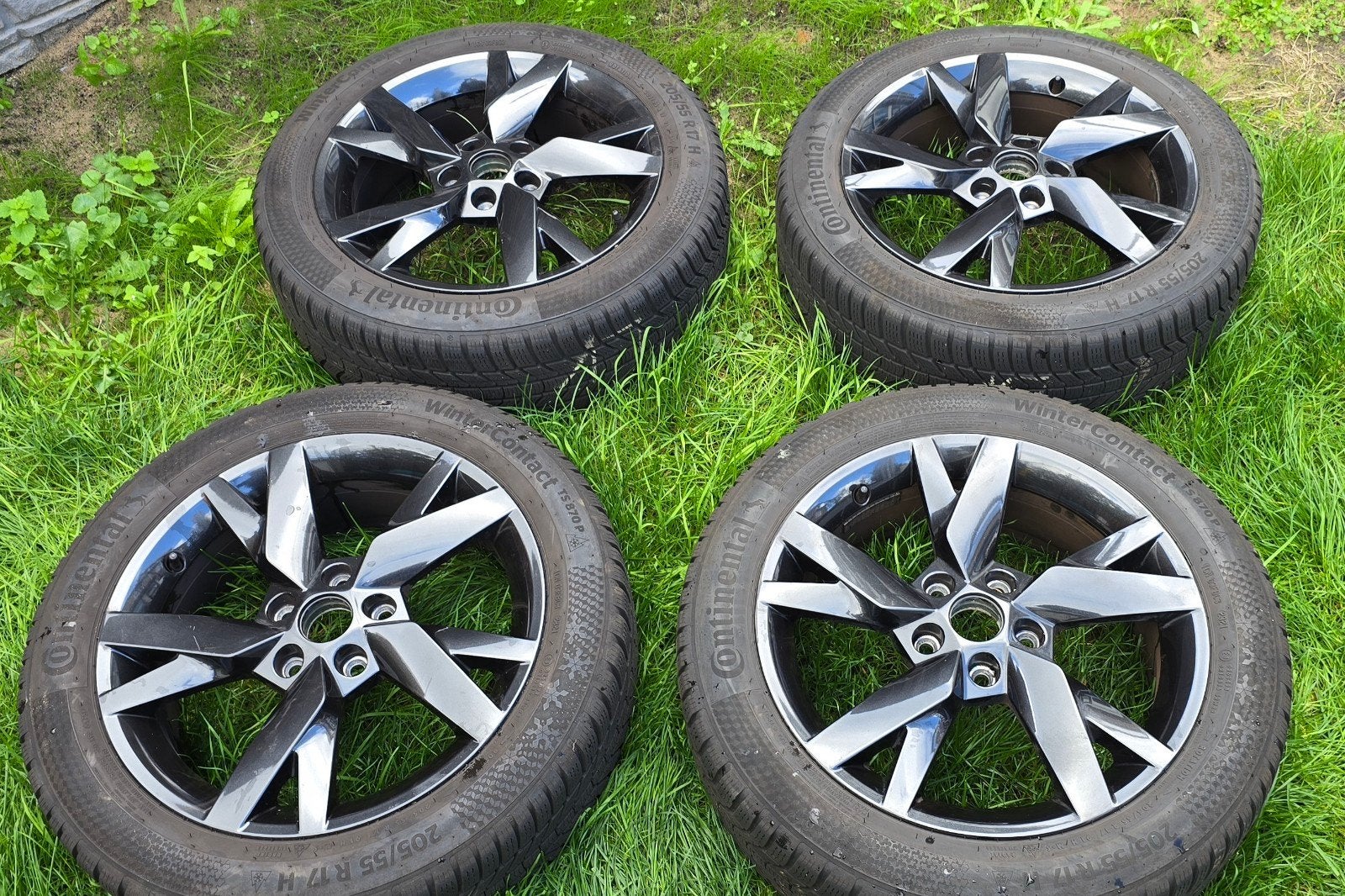 Org. zwarte Skoda Octavia 17" velgen met Continental banden., Ophalen, Gebruikt, Banden en Velgen, 17 inch