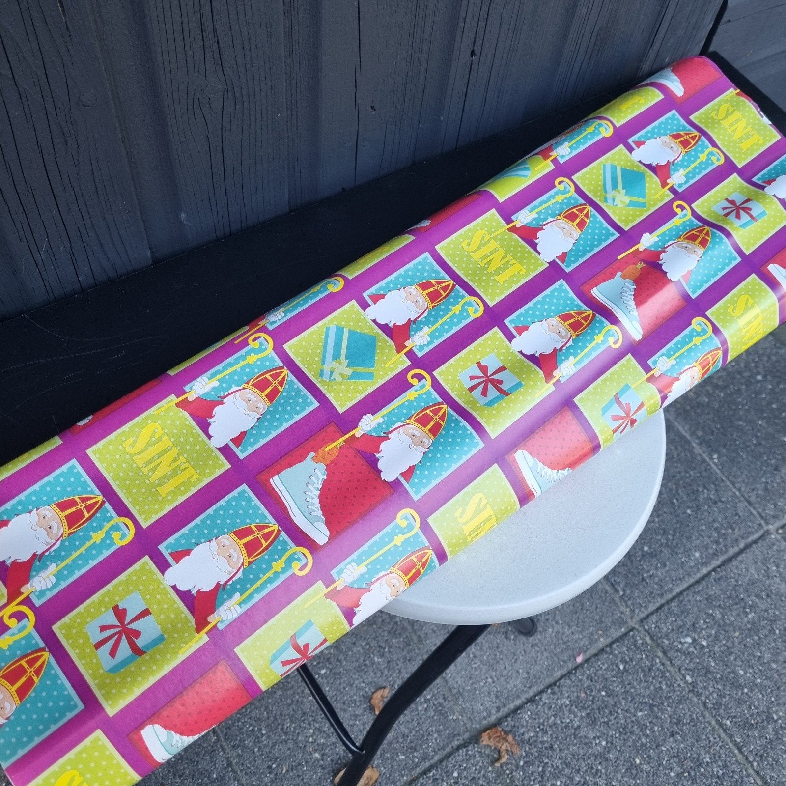 Sinterklaaspapier rol nostalgisch sint inpakpapier december, Verzenden, Sqore Boutique, Sqoreboutique@gmail.com, NL