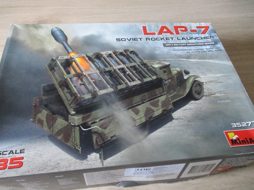 MiniArt LAP-7 Sovjet rocket launcher, Hobby en Vrije tijd, Overige merken, Tank, 1:32 tot 1:50, Ophalen of Verzenden