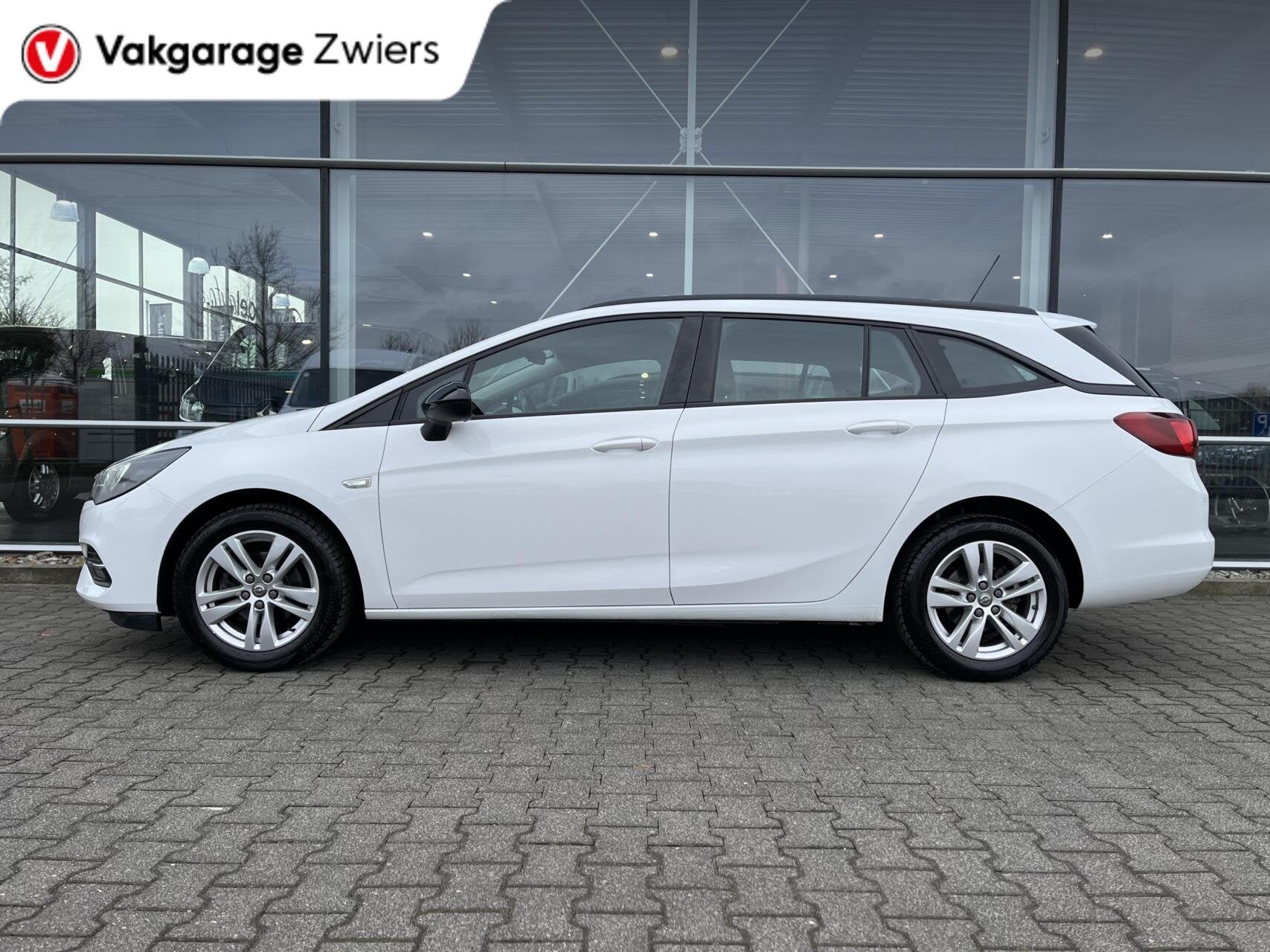 Opel Astra Sports Tourer 1.2 Edition Navi/Ecc/Cruise/Camera, Voorwielaandrijving, Gebruikt, Euro 6, 1199 cc