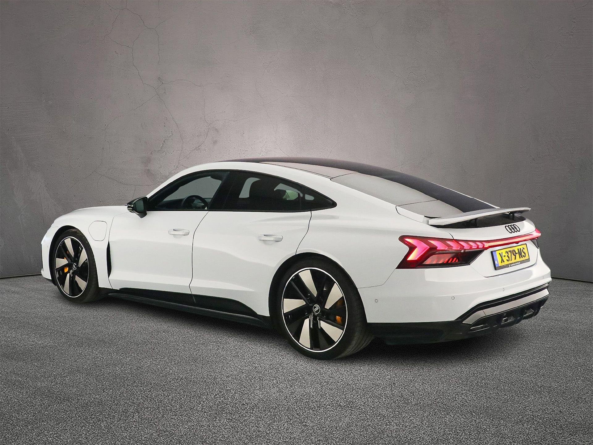 Audi e-tron GT GT 93 kWh | Adaptieve Luchtvering | Adaptieve, Auto's, Automatische klimaatregeling, 93 kWh, Vierwielaandrijving