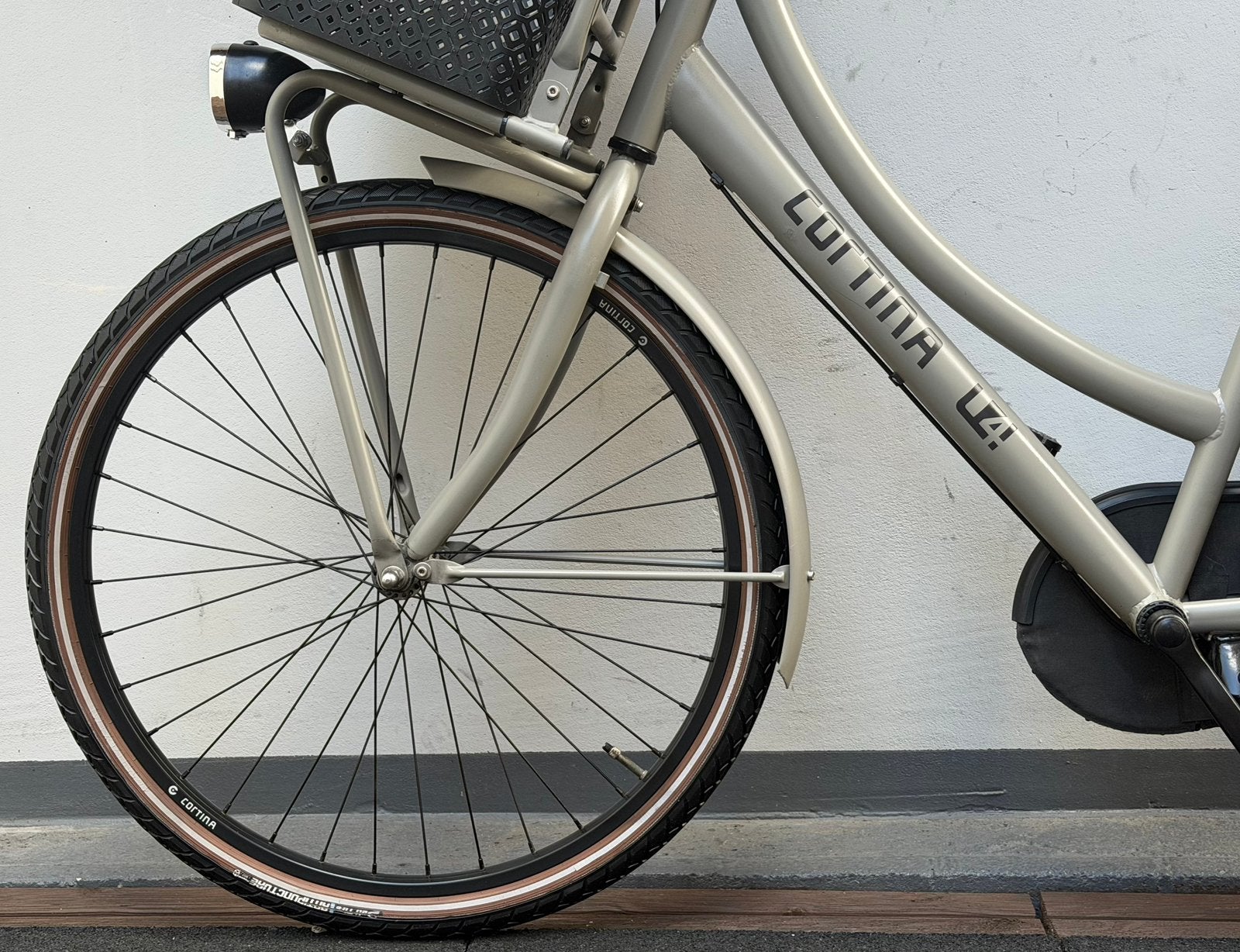 Cortina U4 Transport, 26 inch, ZGAN, 3 vers, meidenfiets, Fietsen en Brommers, Fietsen | Meisjes, Terugtraprem, Versnellingen