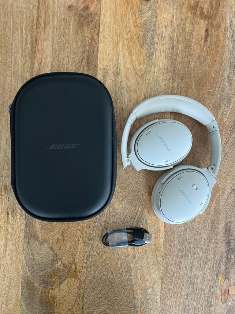 BOSE QuietComfort Headphones Wit