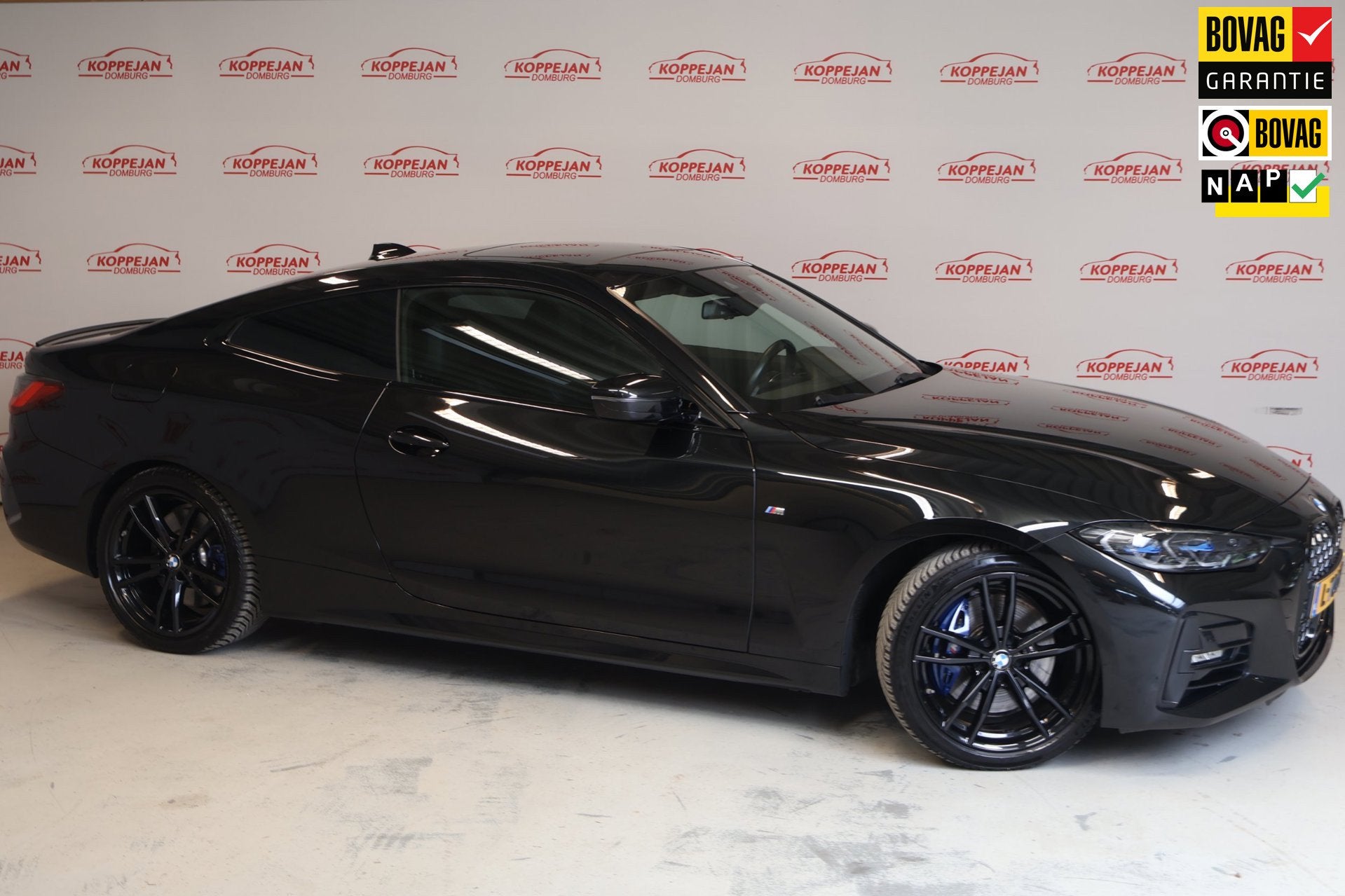 BMW 4-serie Coupé 430i M-Sport Pro NL auto, Laser, H&K, Dak, Auto's, Achterwielaandrijving, Gebruikt, Zwart, 1600 kg