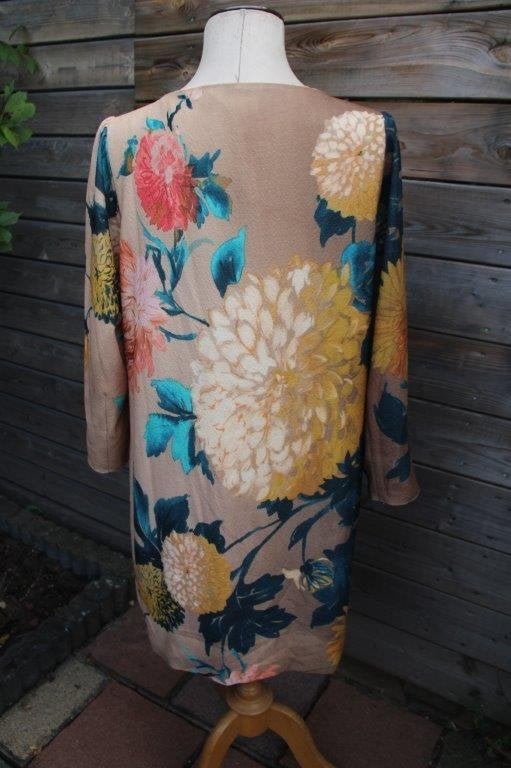 Jurk bruin/ kleur Vanilia mt 42 Vaste prijs, Bruin, Vanilia, Maat 42/44 (L), Ophalen of Verzenden