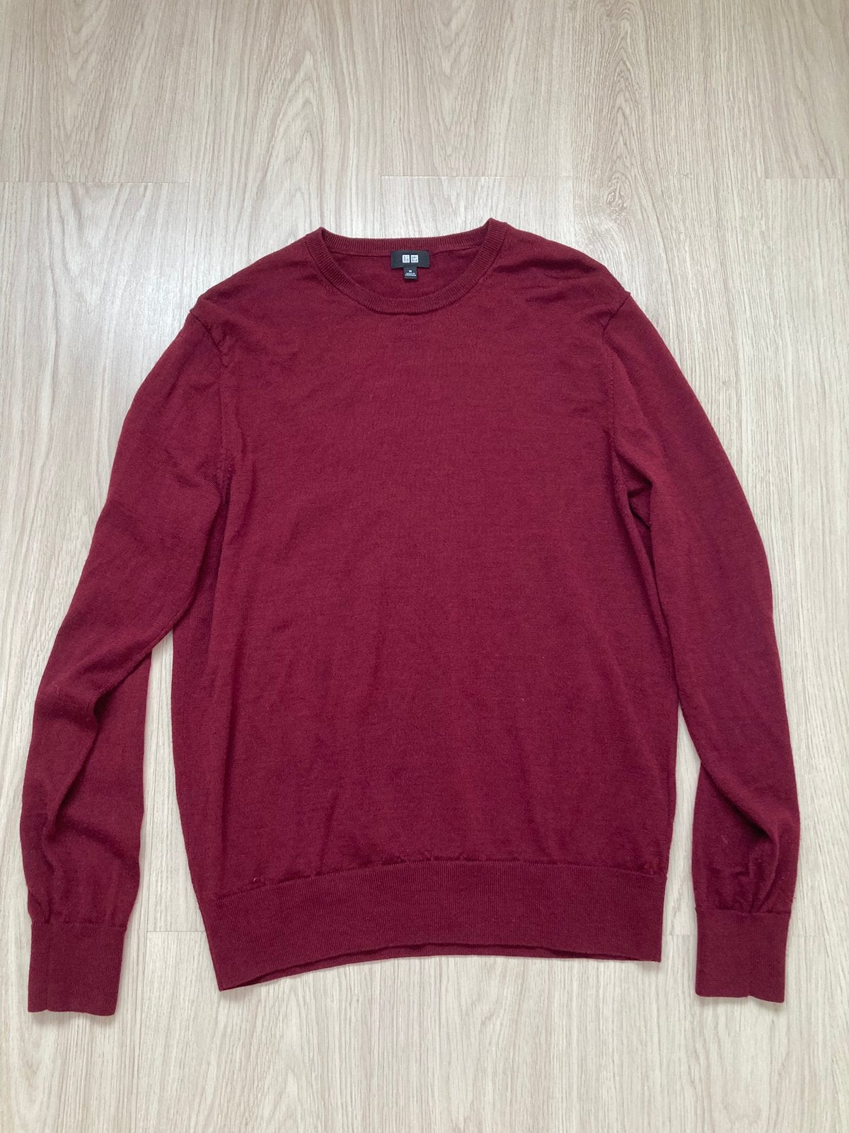 Uniqlo, rode trui, maat M, Ophalen of Verzenden, Zo goed als nieuw, Maat 48/50 (M), Rood