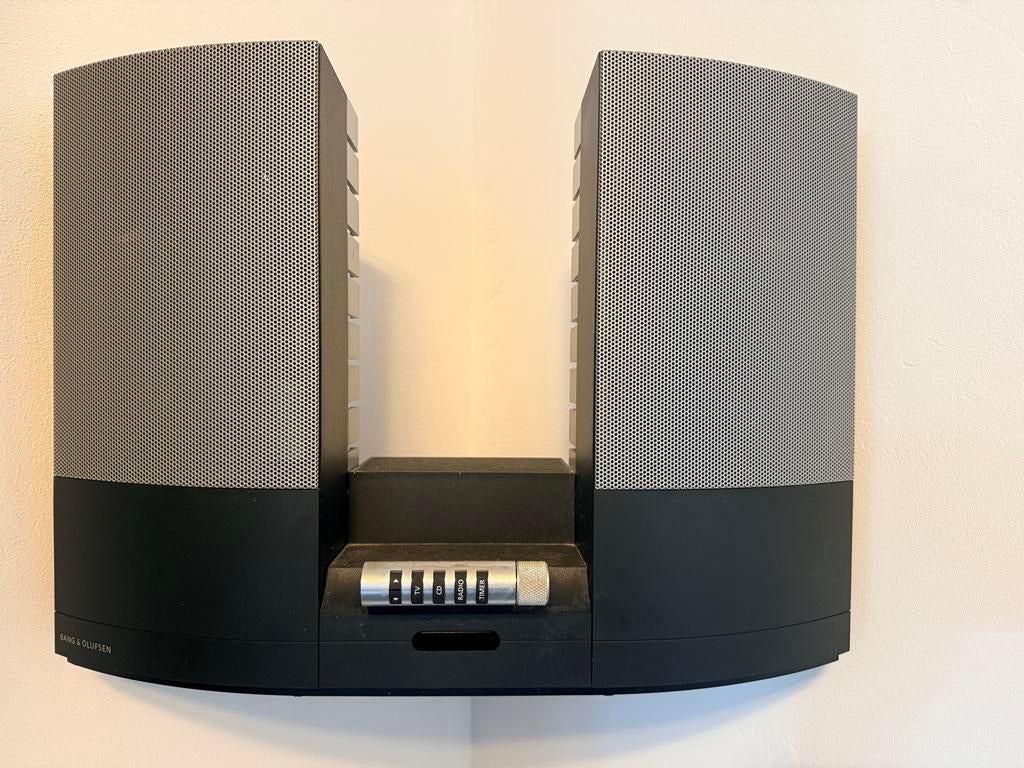 Bang & Olufsen BeoLab 2000 speaker met beugel en kabel, Overige merken, Gebruikt, Ophalen of Verzenden, Minder dan 60 watt