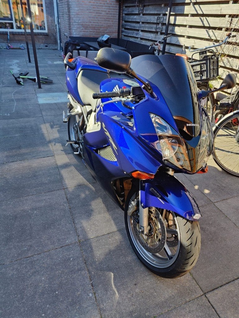 Honda VFR800 - ABS - 24184 KM - 2005 - V4!!, Motoren, Occasion, 4 cilinders, Motorrijbewijs A, Particulier