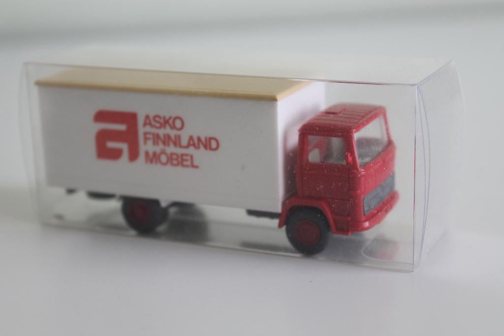 Wiking Mercedes LP 1317 met kofferopbouw, Ophalen of Verzenden, Zo goed als nieuw, Bus of Vrachtwagen, Wiking