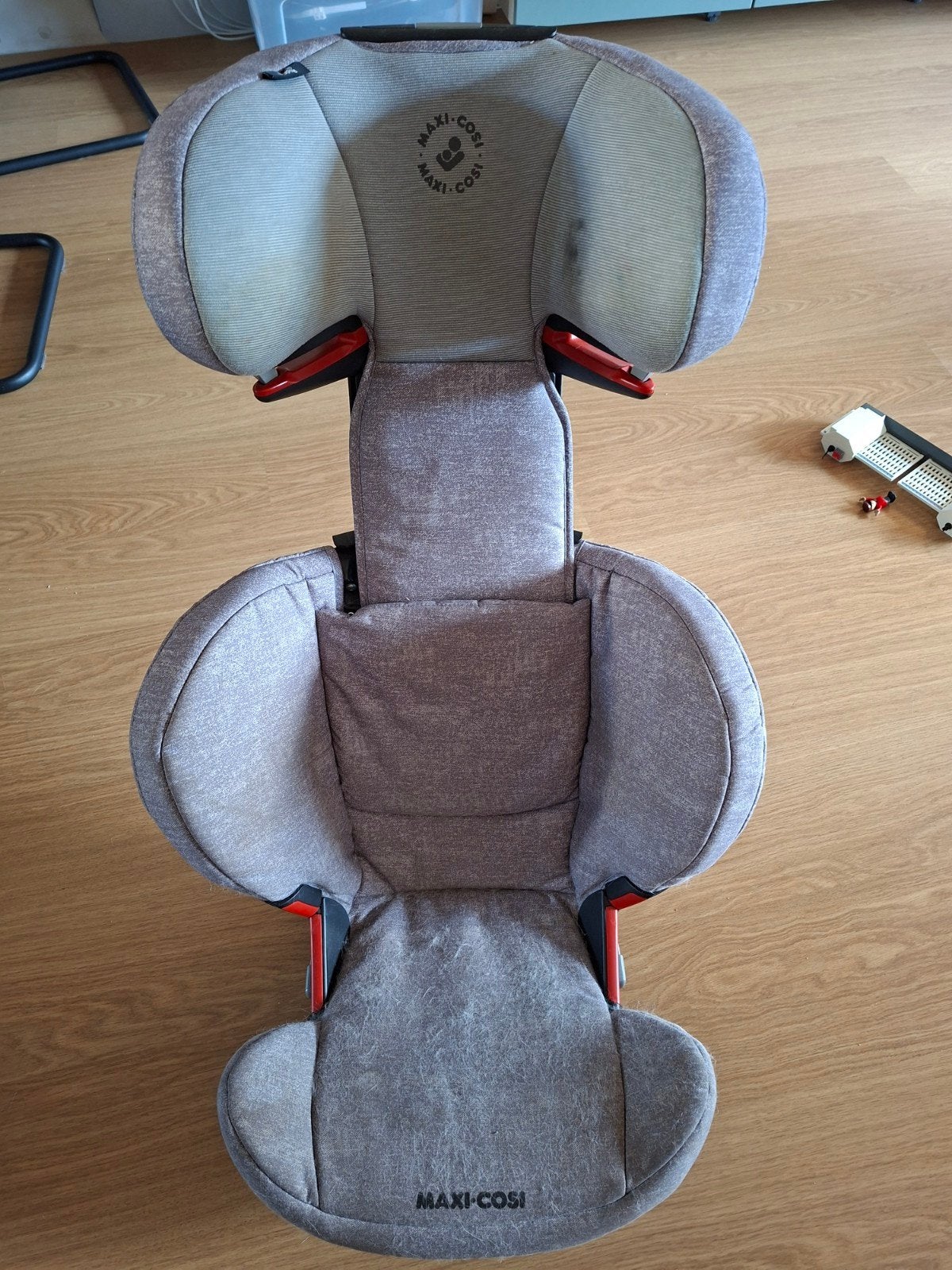 Maxi-Cosi RodiFix autostoel - Grijs, 15-36 kg, Ophalen, 15 t/m 36 kg, Verstelbare rugleuning, Maxi-Cosi
