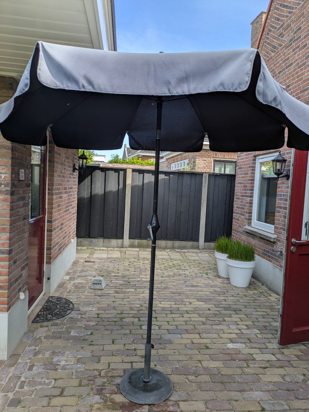 Madison Parasol 2,6 m met voet antraciet, Ophalen, Gebruikt, Overige typen, Kantelbaar