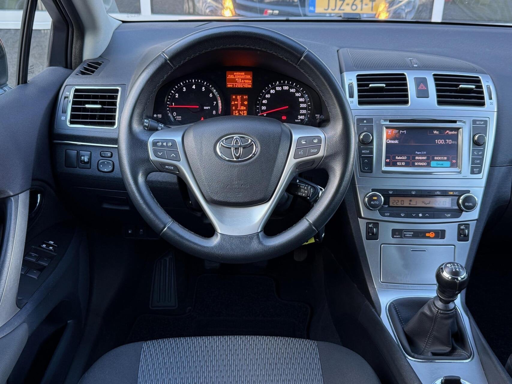 Toyota Avensis Wagon 1.8 VVTi Facelift|2e eig.|Camera|BT|Cru, Auto's, Toyota, Avensis, 4 cilinders, Handgeschakeld, 1500 kg