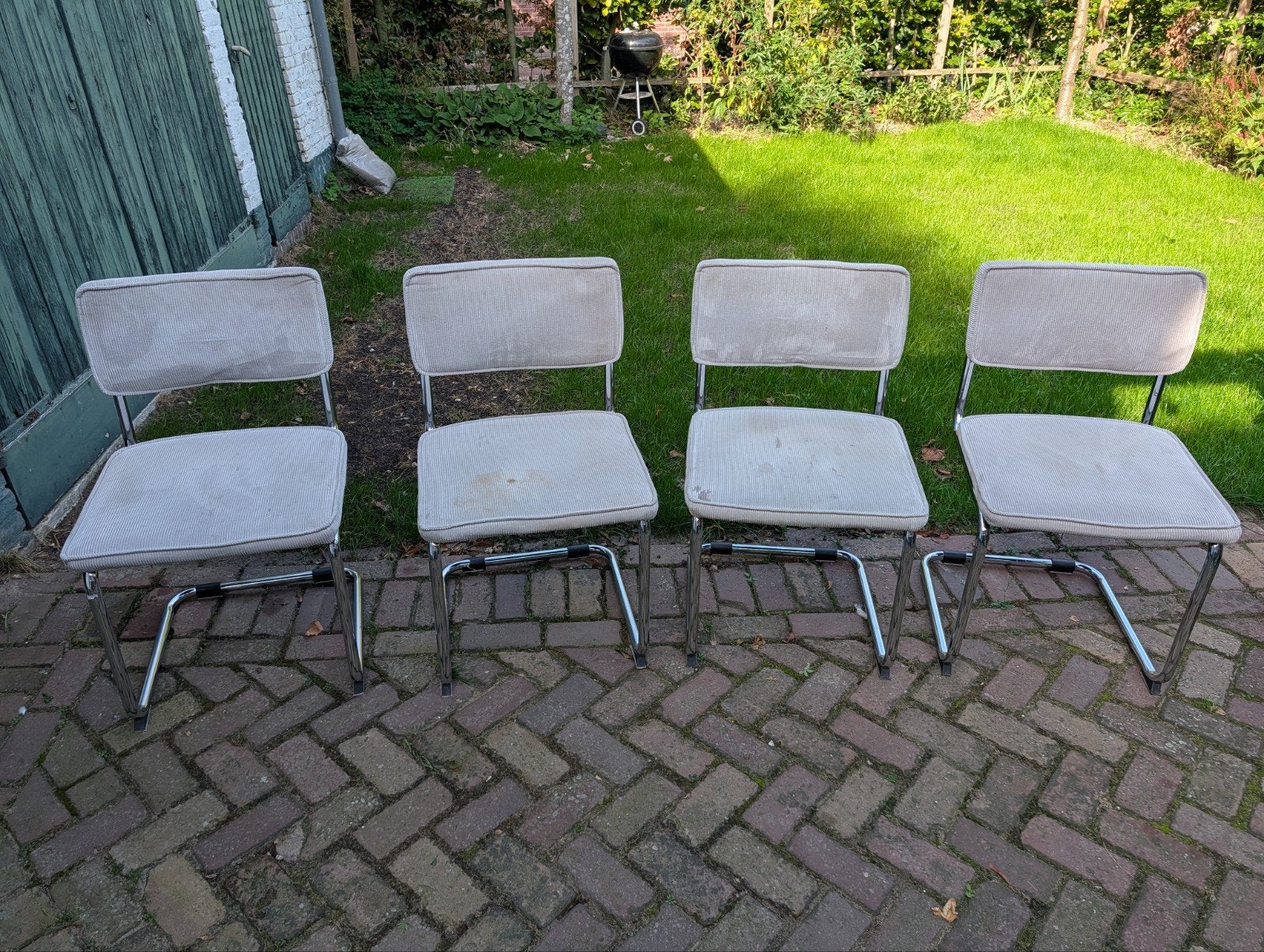 Gratis 4 eetkamer stoelen, Ophalen, Gebruikt, Overige kleuren, Metaal