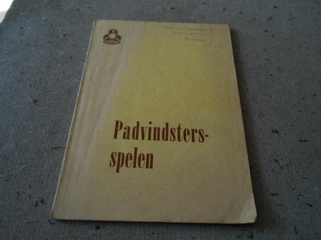 PADVINDSTERS  SPELEN, Ophalen of Verzenden, Gebruikt, Boek of Tijdschrift