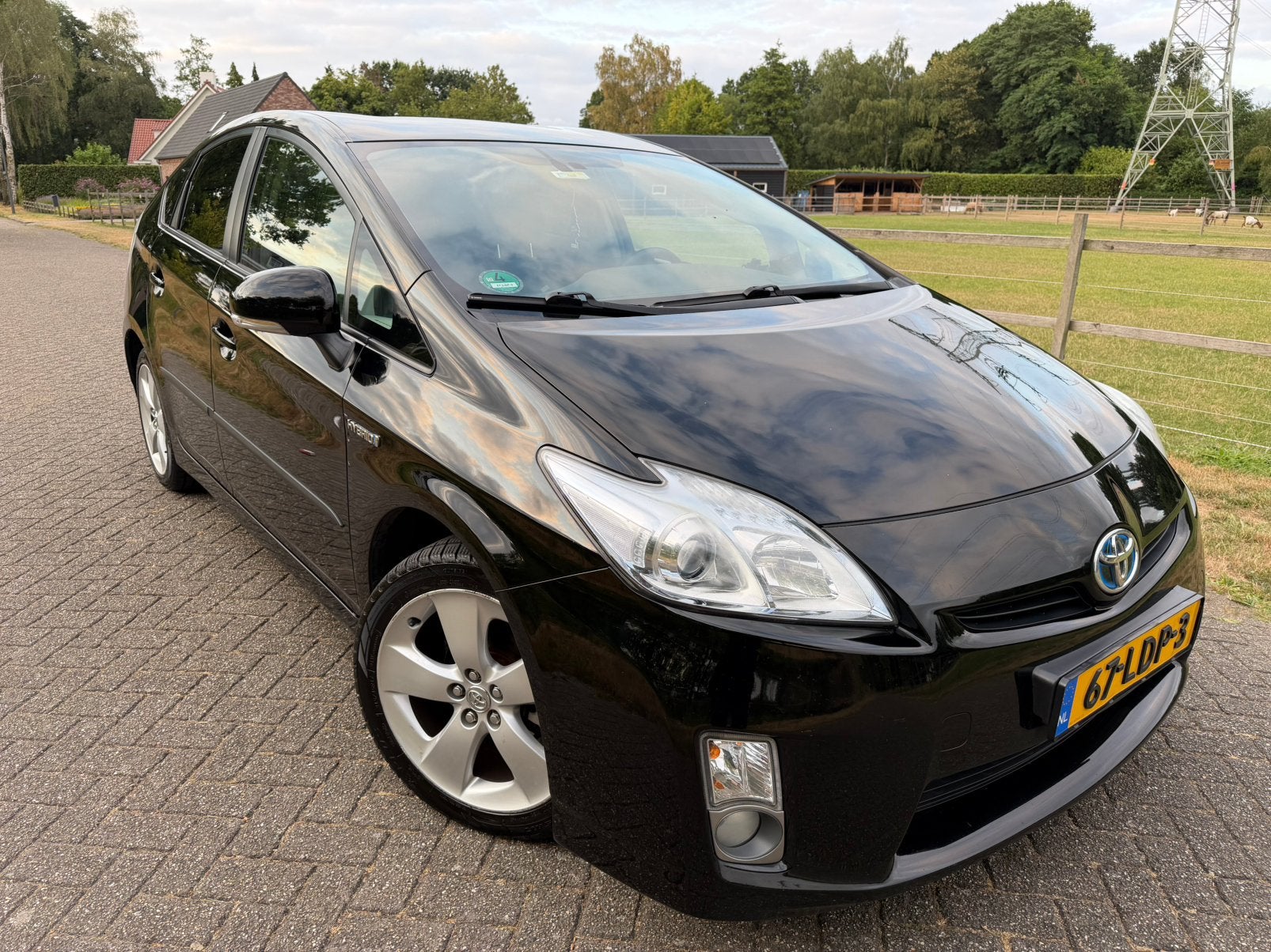 Toyota Prius 1.8 Full Hybrid 136PK Aut 2010 Zwart, 1345 kg, 4 cilinders, Origineel Nederlands, Grijs