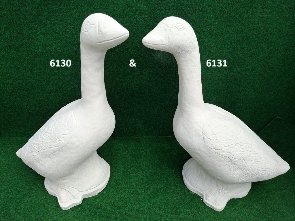 2 Grote Ganzen links en rechts. nr 6130 & 6131., Tuin en Terras, Tuinbeelden, Ophalen, Nieuw, Beton, Abstract beeld