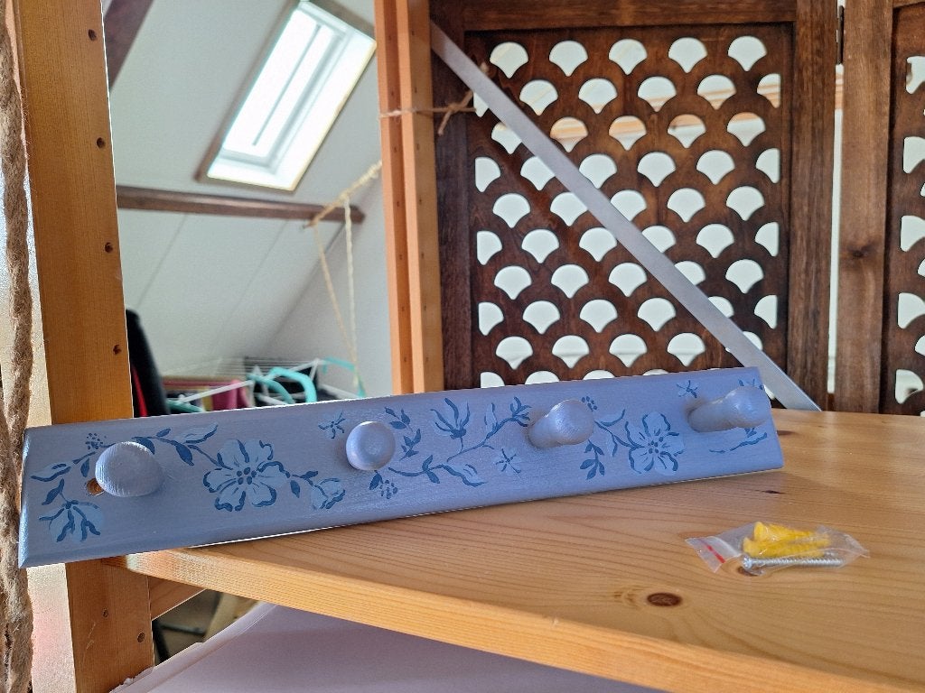 Handgeschilderde kinderkapstok, Ophalen, Zo goed als nieuw, Wanddecoratie, Ophangbaar