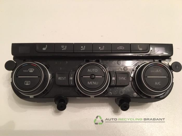Kachel Bedieningspaneel van een Volkswagen Golf, Gebruikt, -, -, Ophalen of Verzenden