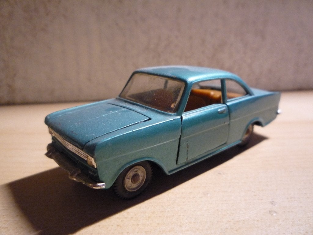 Opel Kadett A Coupé Politoys-M 510 1963-1965 schaal 1:43, Ophalen of Verzenden, Zo goed als nieuw, Auto, Overige merken