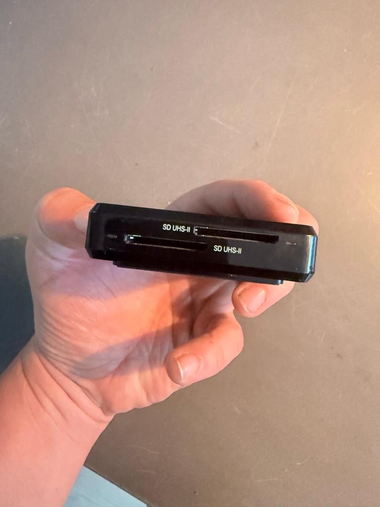 Prograde Double SD Card Reader, Ophalen of Verzenden, Zo goed als nieuw, Prograde