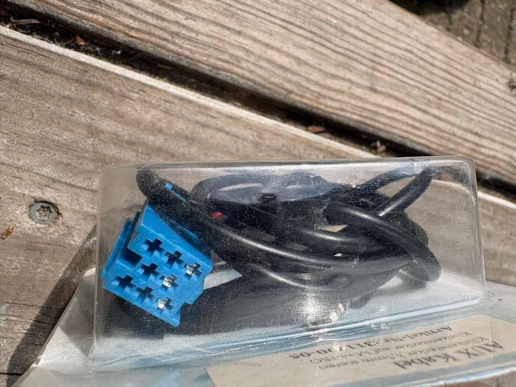AUX Kabel 3.5mm Jack naar Mini ISO - Nieuw in verpakking, Ophalen, Nieuw
